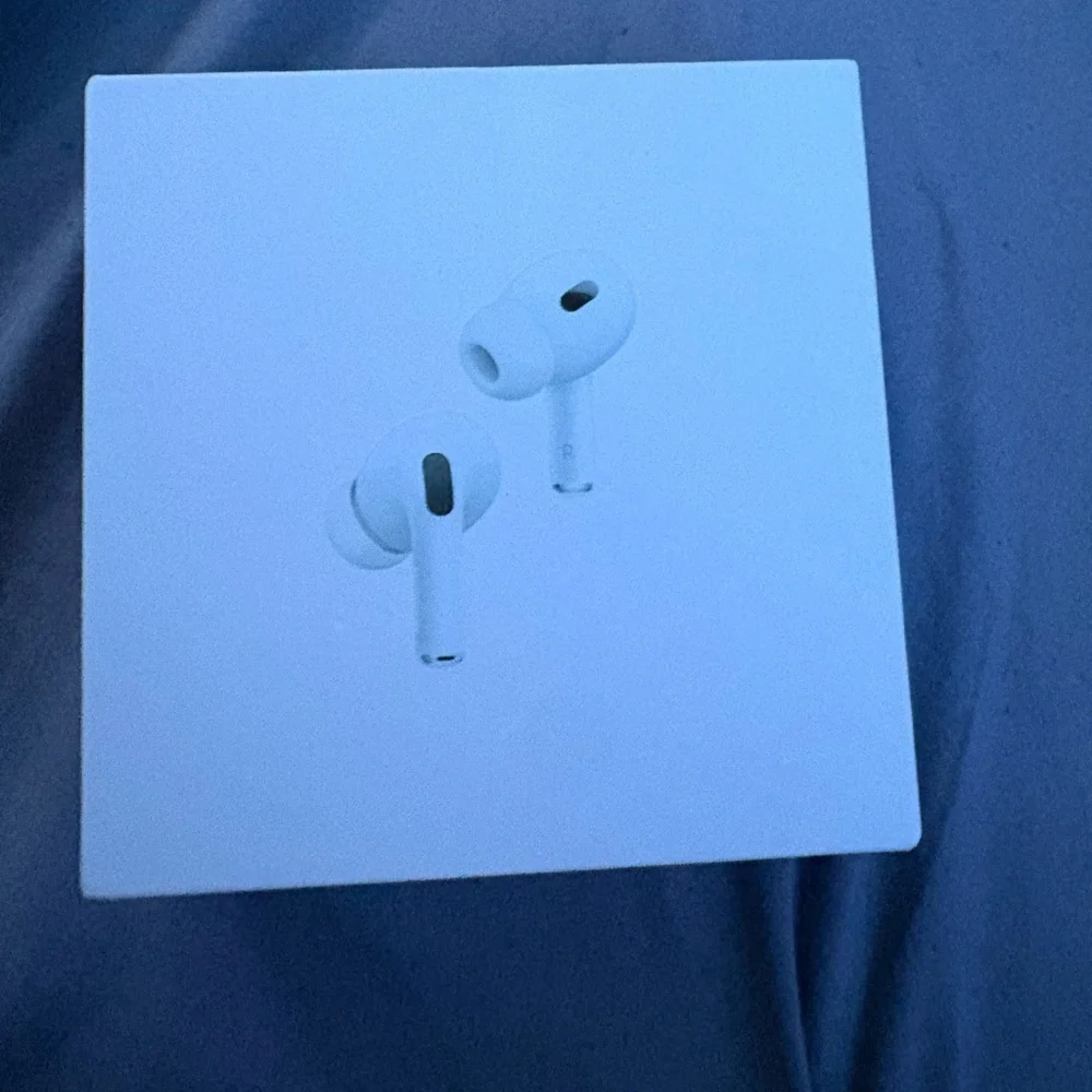Apple AirPods Pro with White Charging Accessories